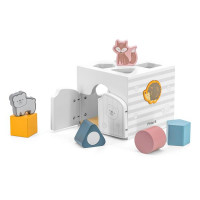 Дерев'яний сортер із брязкальцями Viga Toys PolarB Будиночок для звірят (44052)